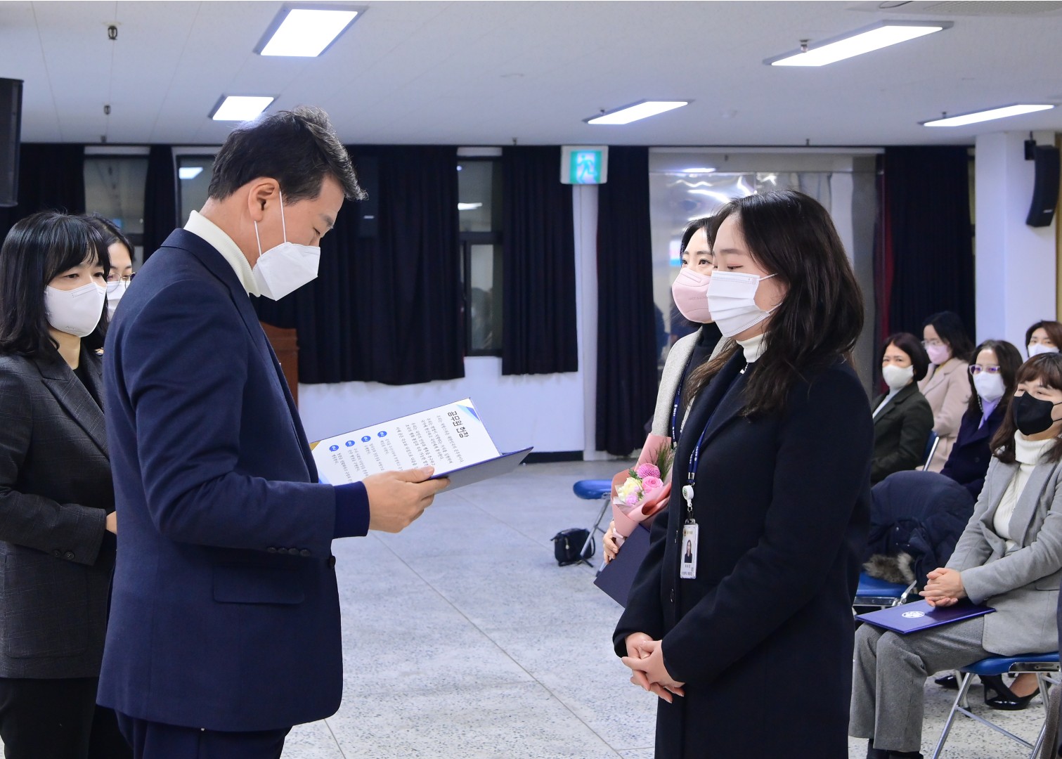 임용장교부 4