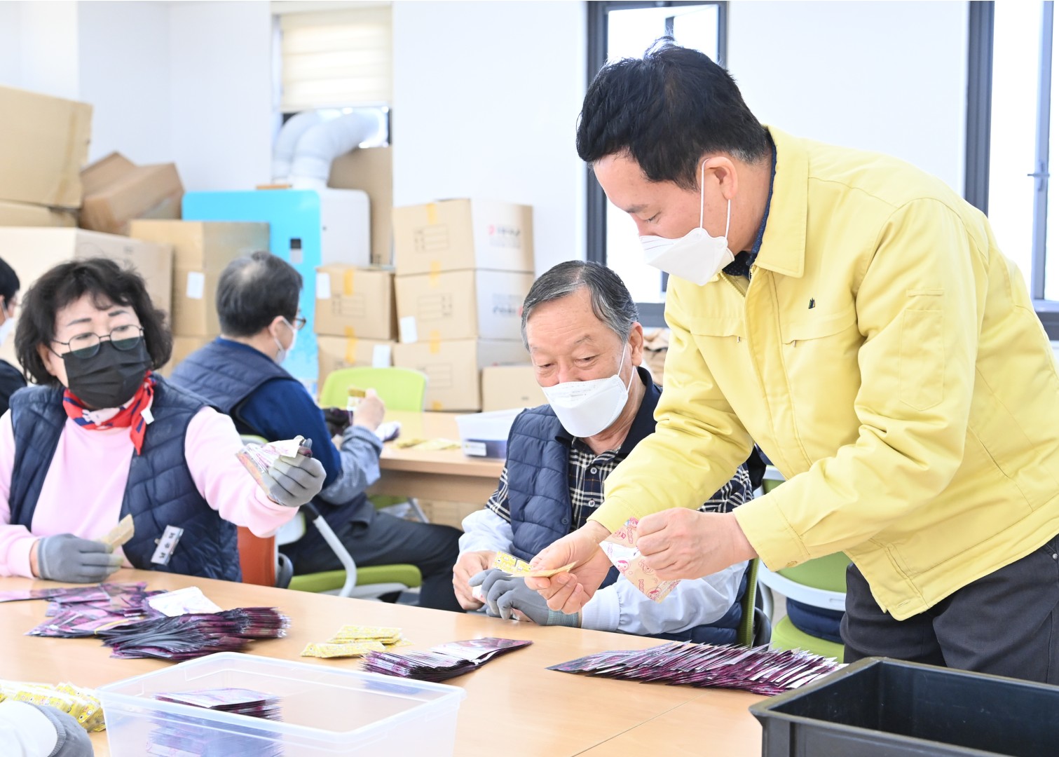 어르신 공동작업장방문 10