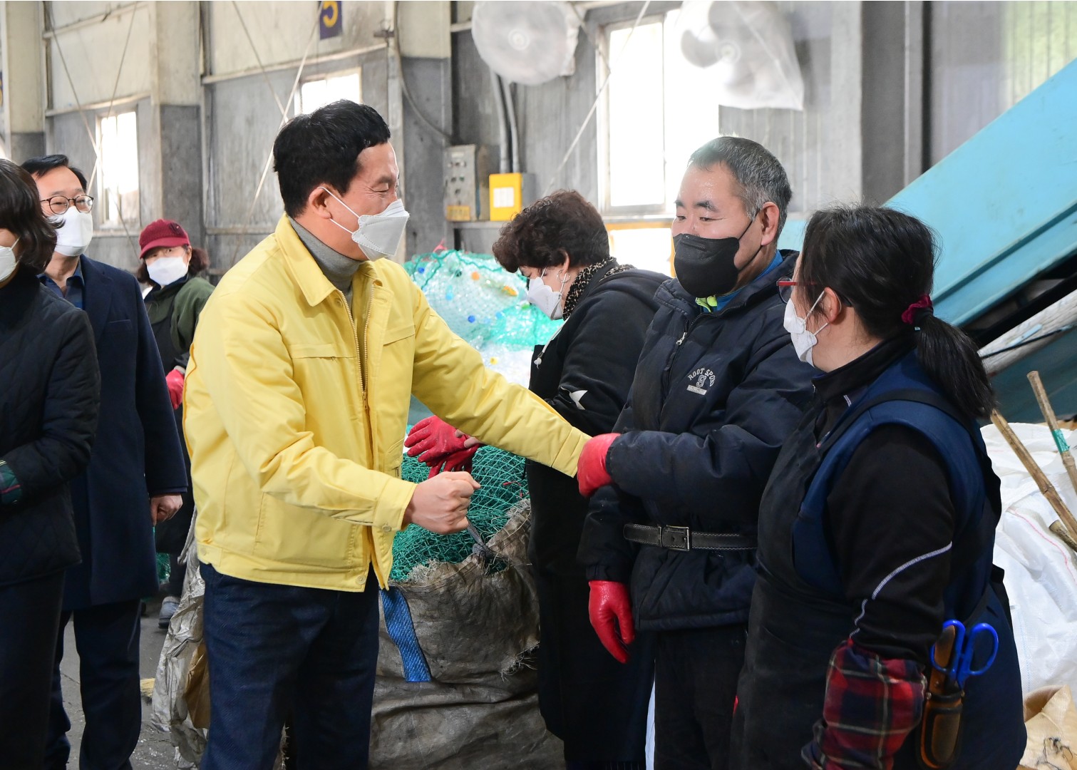 재활용품 선별장 2