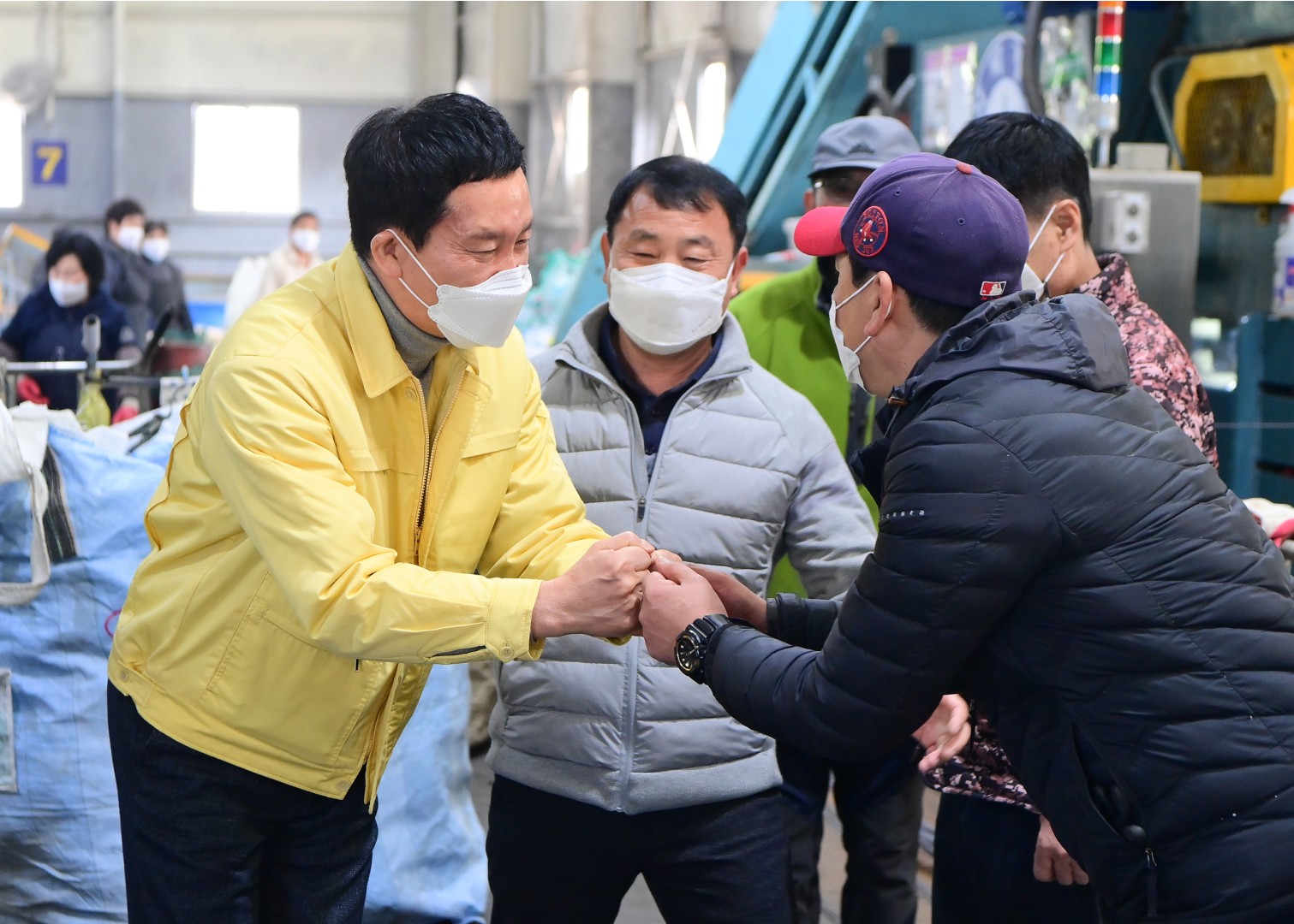 재활용품 선별장 6