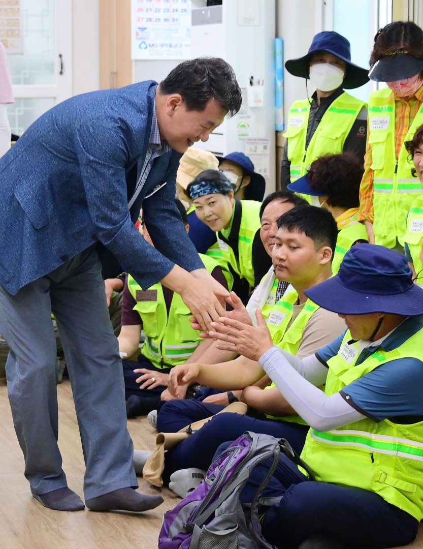 해수욕장 운영 유관기관 근무자 격려(해운대) 15