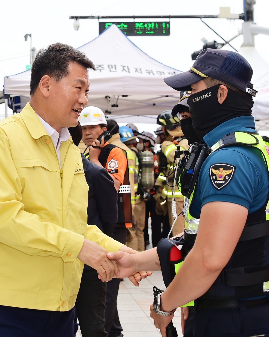 해운대 씨클라우드 호텔 화재 현장 방문 25