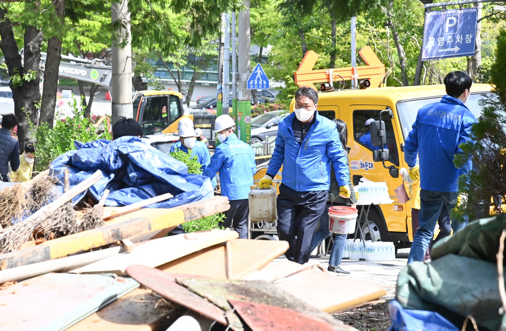 반여3동 노후시설물 및 불결지 정비 25