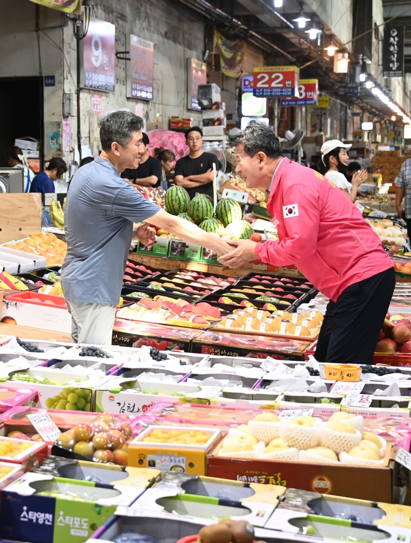 추석 맞이 전통시장 방문(반여농산물시장) 11