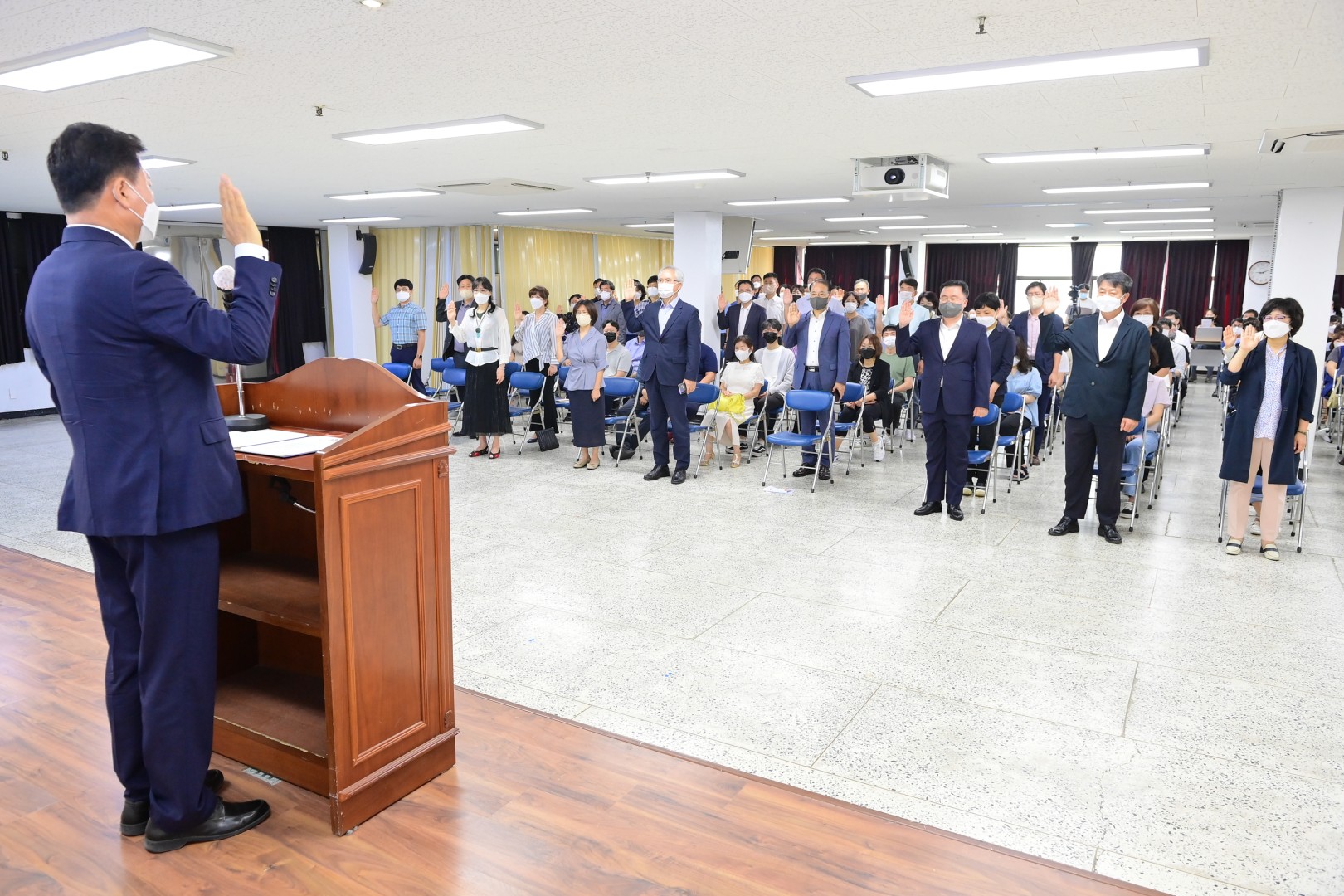 직원 정례조례 11