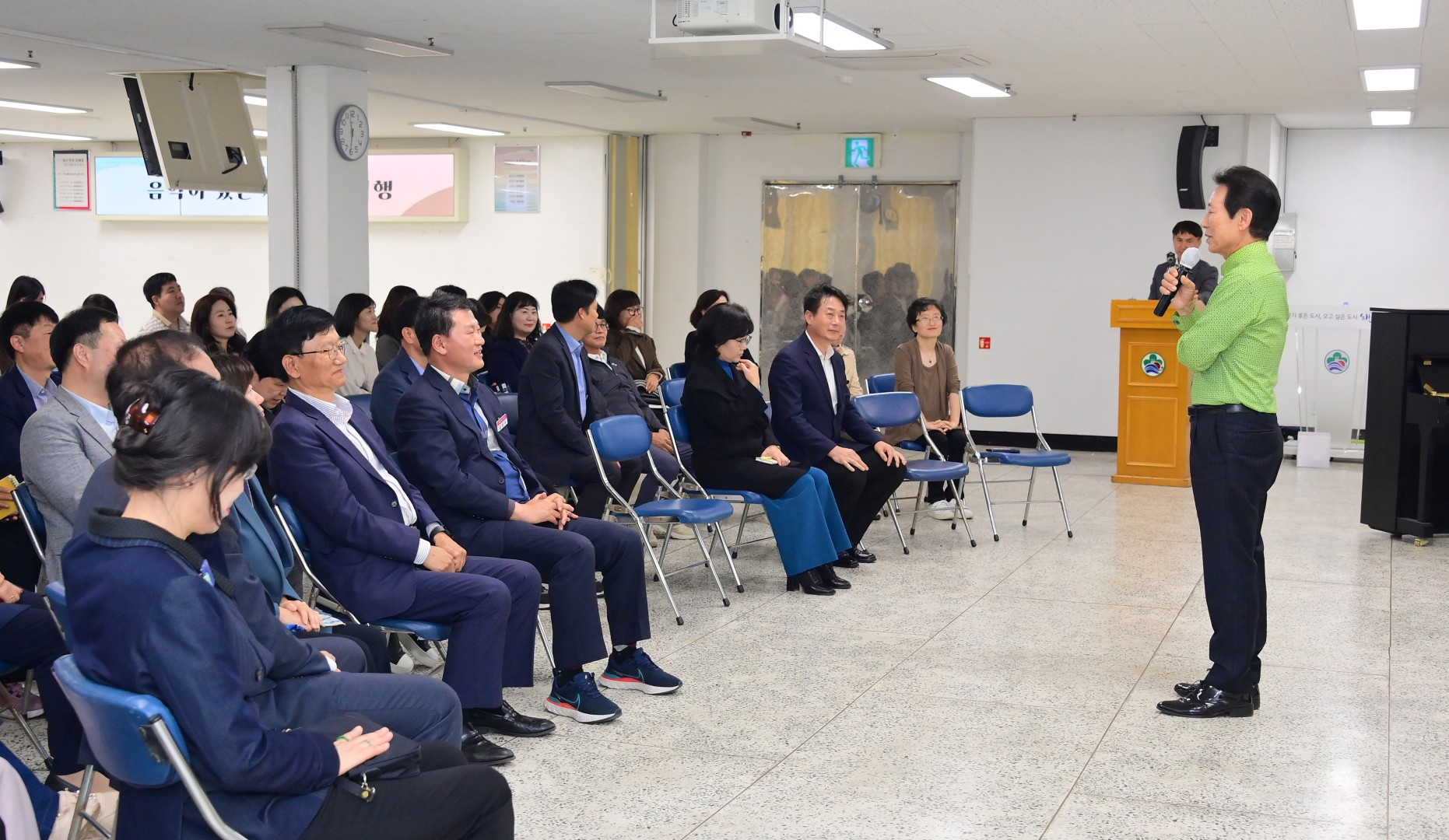 해운대 혁신포럼 (도용복 사라토가 회장 특강-음악이 있는 세계문화 기행) 10