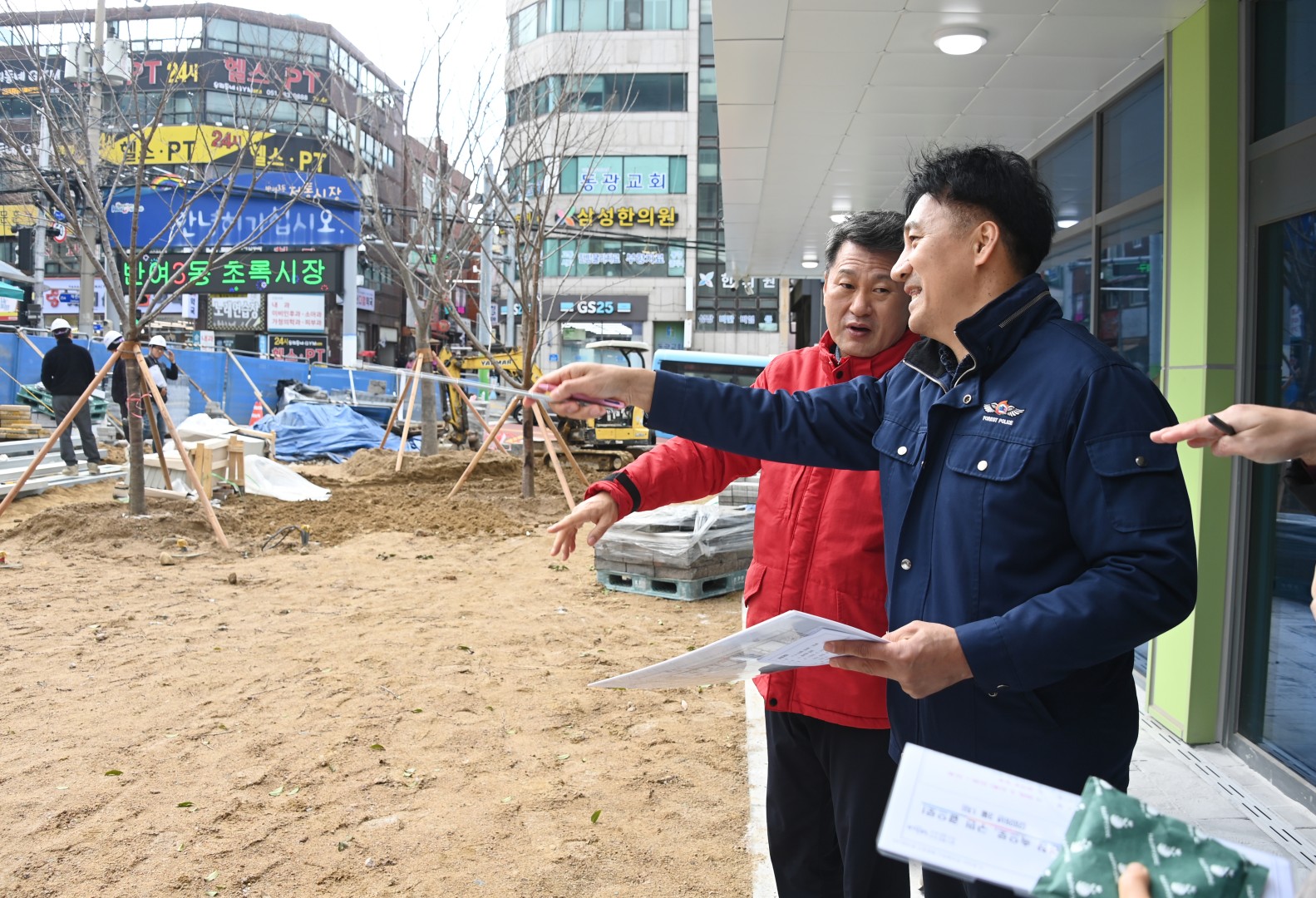 현장 속으로, 구민 곁으로(반여2.3동 도시재생사업 반여상권활력소 조성사업 현장) 7
