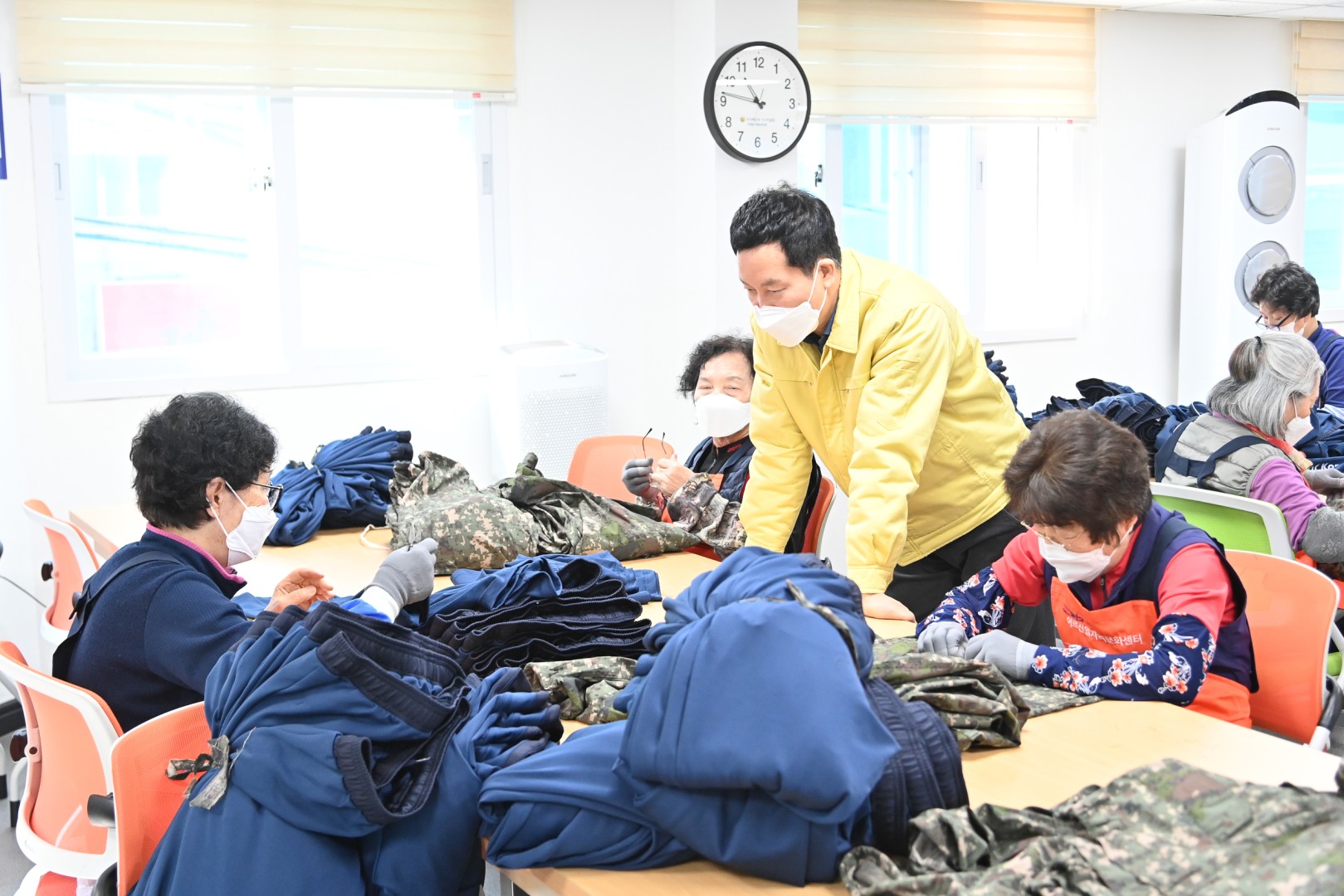어르신 공동작업장방문 6