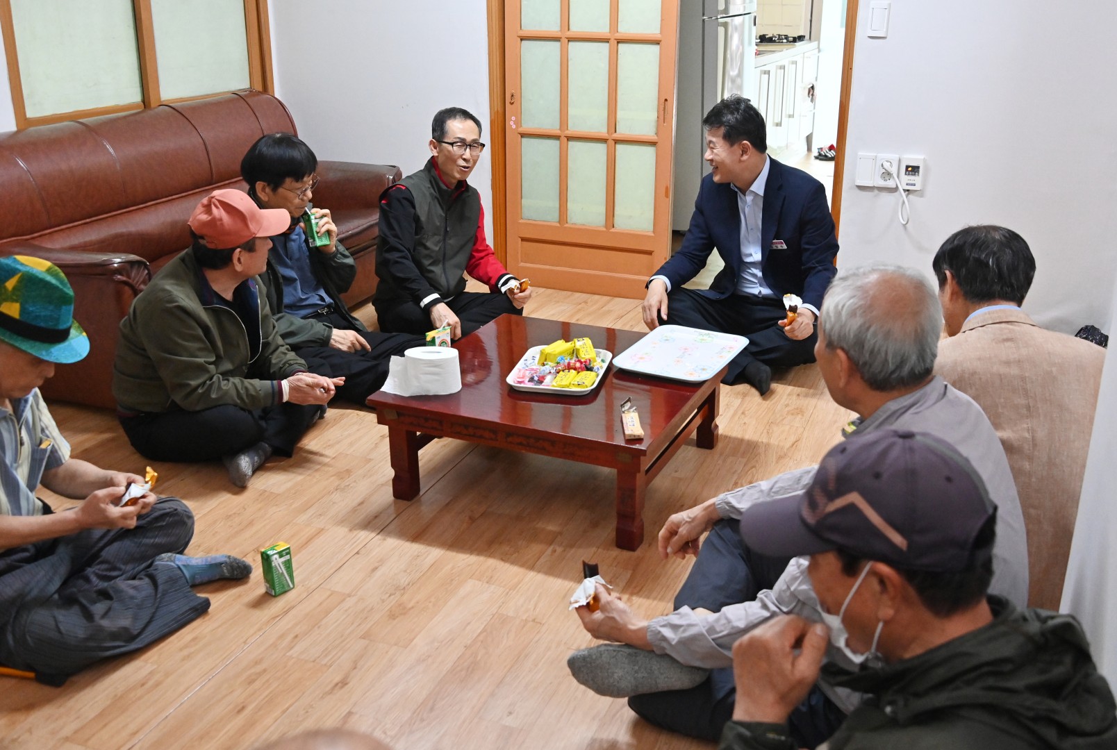 경로당 방문(반여동) 14