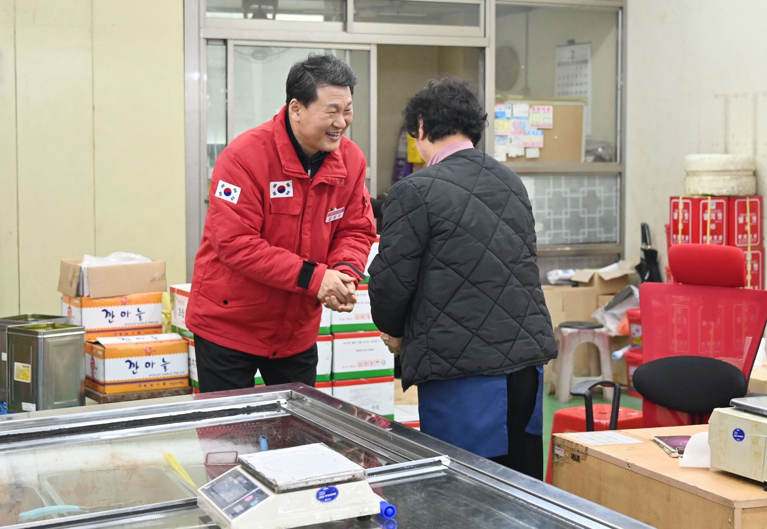 설 맞이 전통시장 방문(반여농산물시장) 7