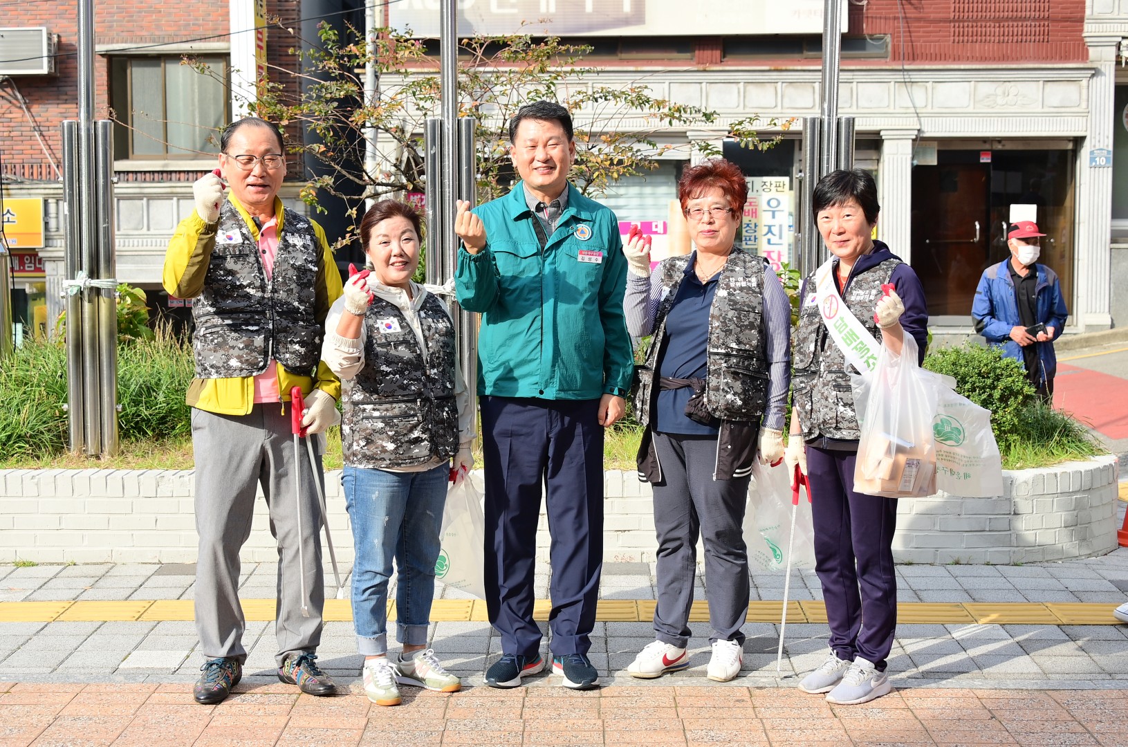 담배꽁초ZERO도시 해운대 환경정비 및 캠페인(반여2동) 9