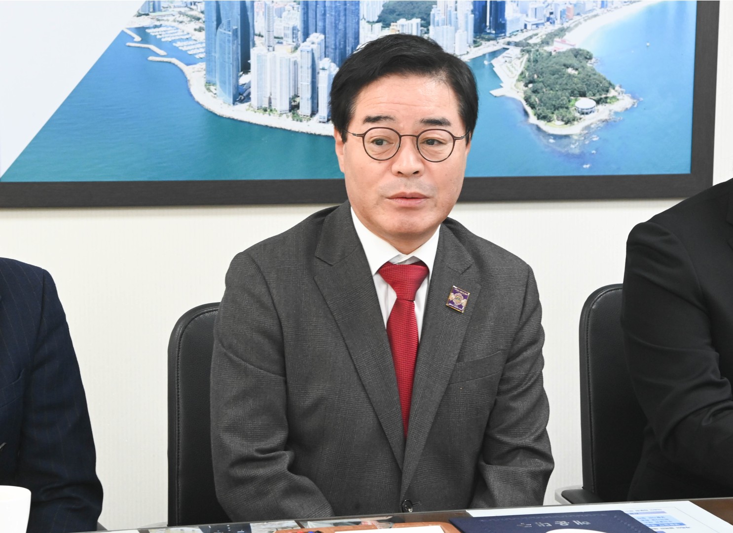 해운대구 취약계층 대상 AI보청기 지원 협약식 4